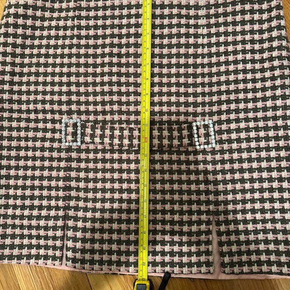 Kicky pink taupe and cream wool blend knee length skirt w pink silk lining - Picture 13 of 13